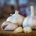 The Incredible Health Benefits of Raw Garlic