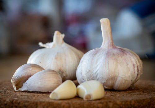 The Incredible Health Benefits of Raw Garlic